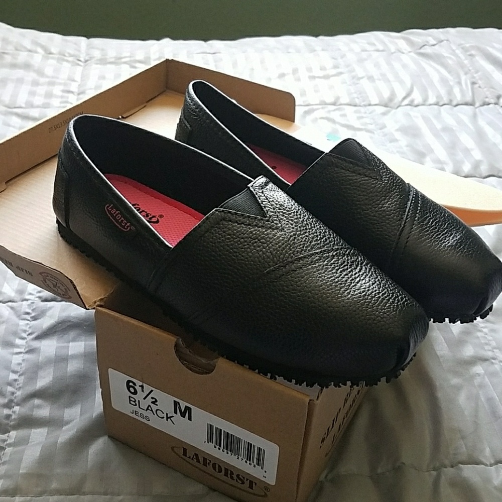 Leather, slip resistant Toms like working shoes.